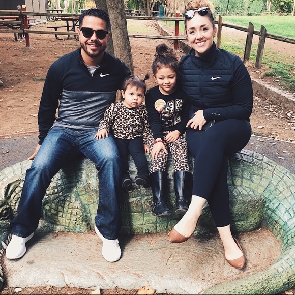 MEET ME AND MINE - Picture 2 of 8